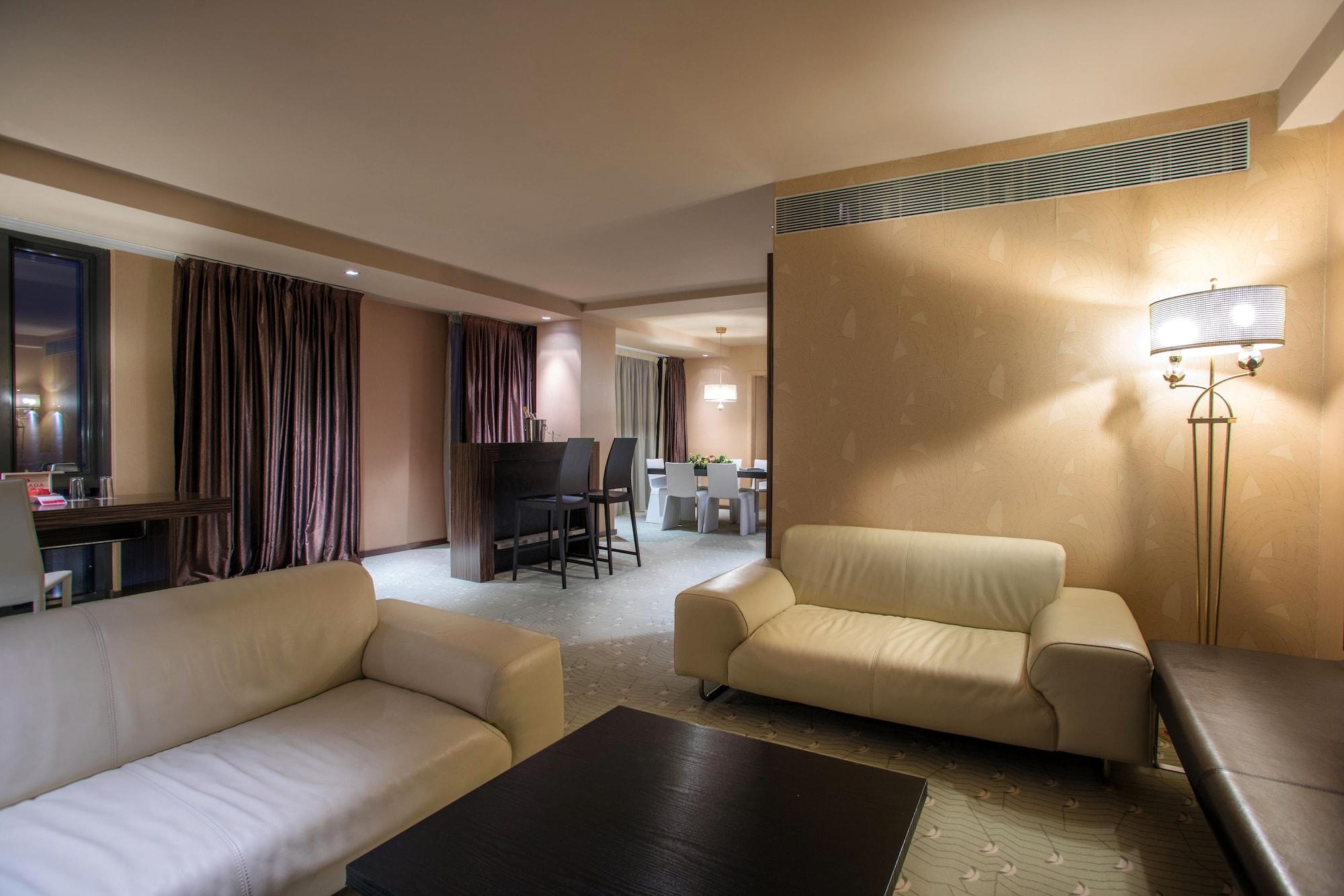 รามาดา บาย วินด์แฮม ซิบิว Hotel ซีบิว ภายนอก รูปภาพ