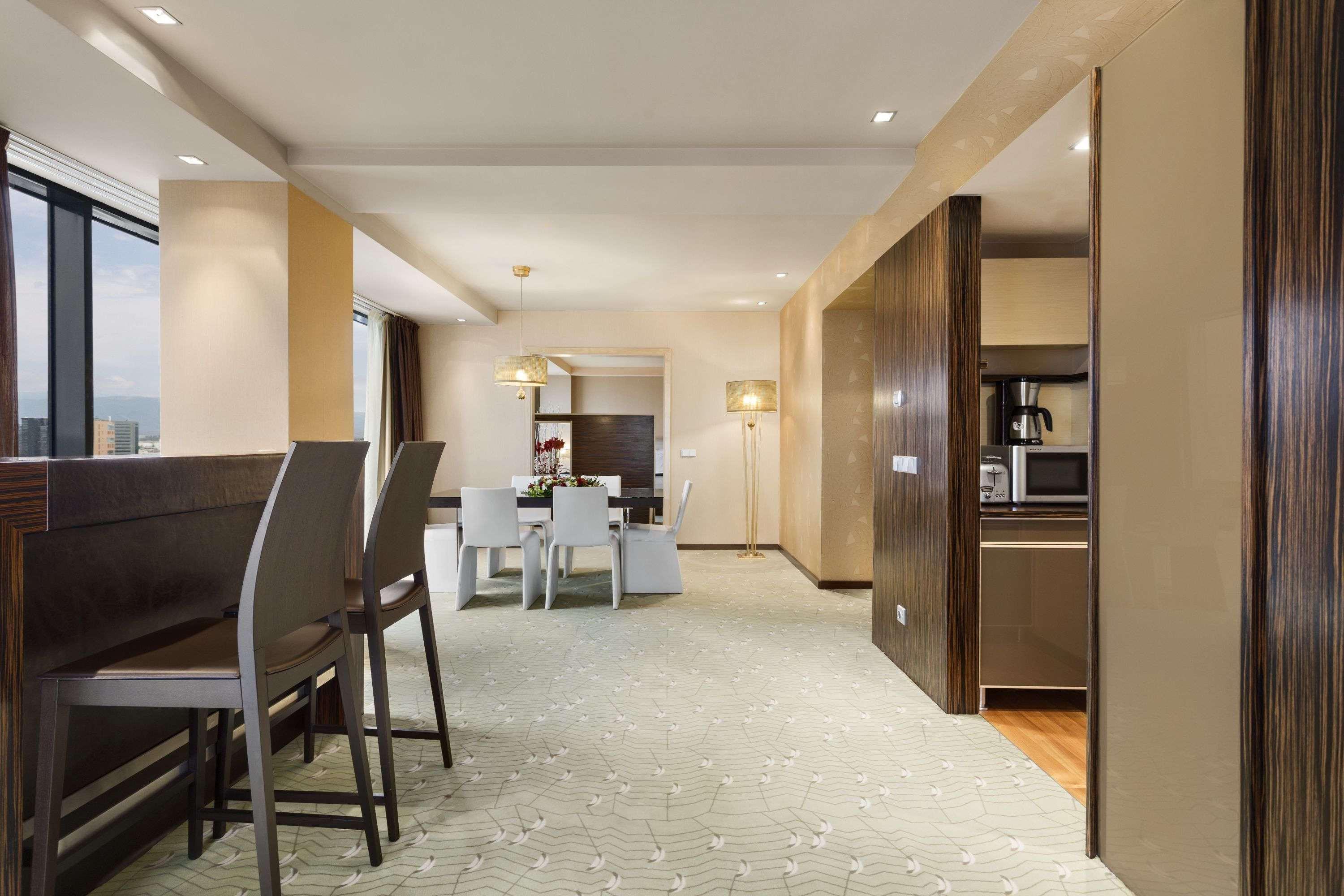 รามาดา บาย วินด์แฮม ซิบิว Hotel ซีบิว ภายนอก รูปภาพ