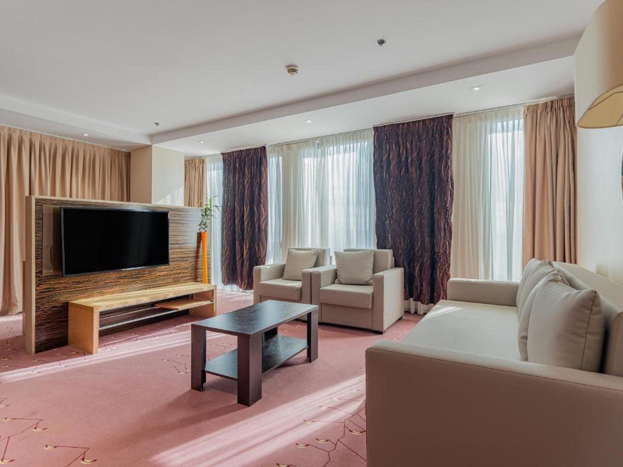 รามาดา บาย วินด์แฮม ซิบิว Hotel ซีบิว ภายนอก รูปภาพ